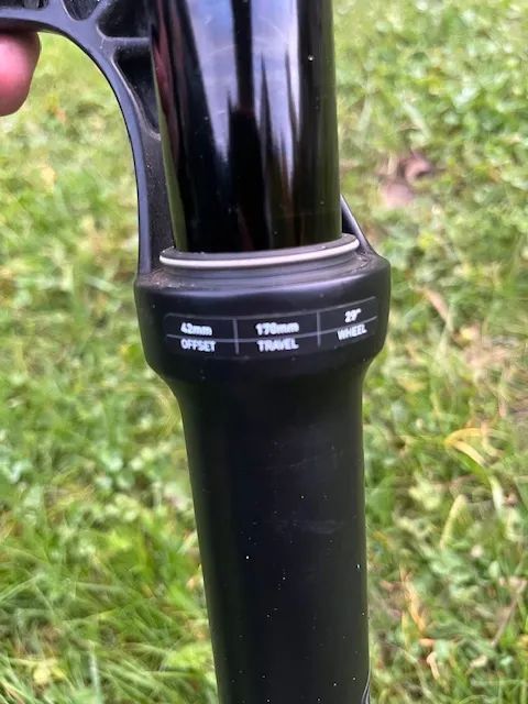 Rock Shox Lyrik Select+ 170mm Enduro