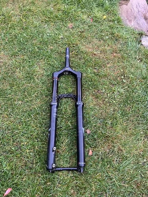 Rock Shox Lyrik Select+ 170mm Enduro