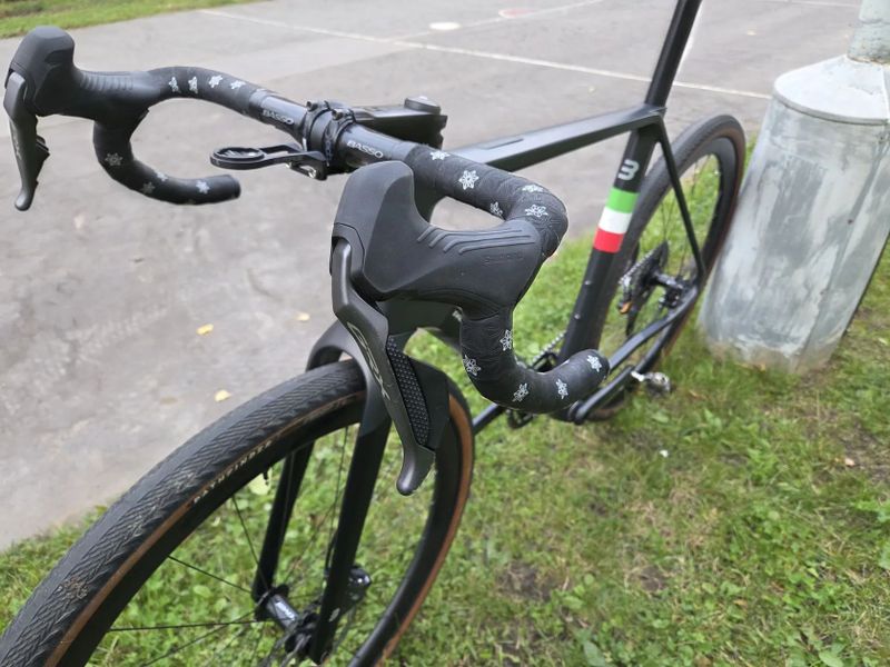 Basso Palta - kliky Quarq s wattmetrem, Shimano GRX Di2, 11speed