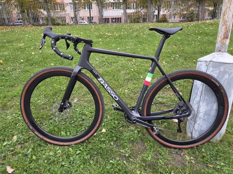 Basso Palta - kliky Quarq s wattmetrem, Shimano GRX Di2, 11speed