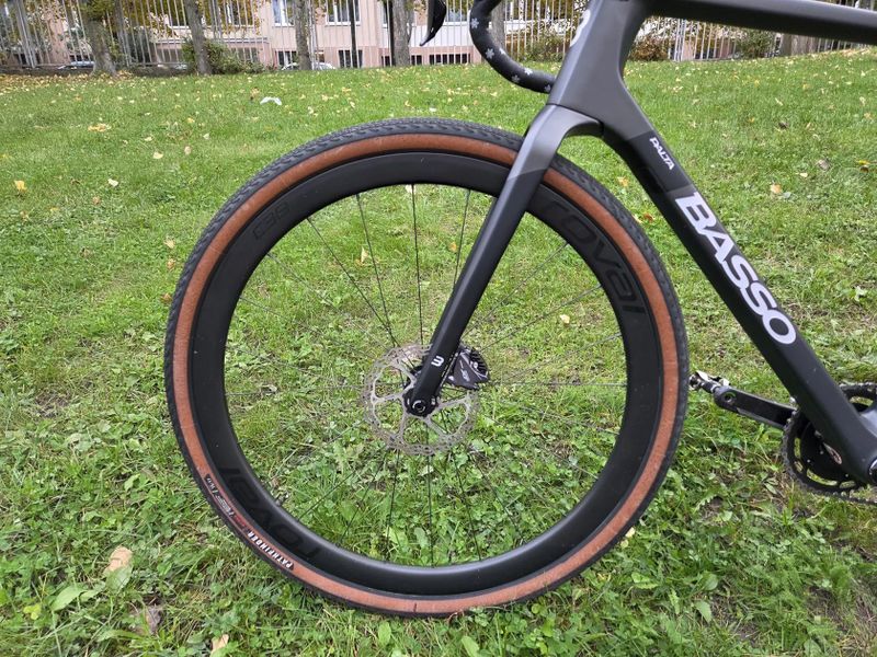 Basso Palta - kliky Quarq s wattmetrem, Shimano GRX Di2, 11speed