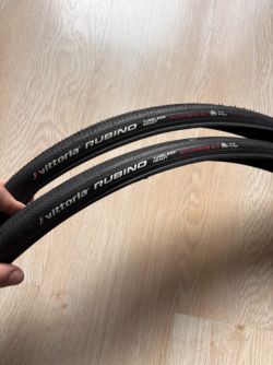 Vittoria Rubino IV 28mm