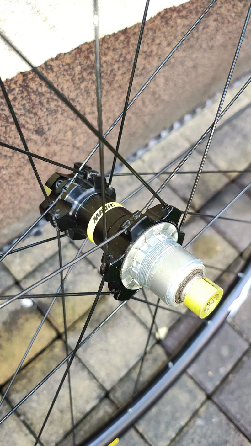 Prodám záplety Mavic Crossmax Light