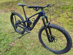 Prodám Trek Fuel EX 9.8 GX GEN 6, velikost M v záruce