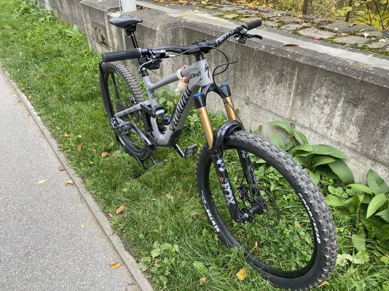 Specialized enduro comp