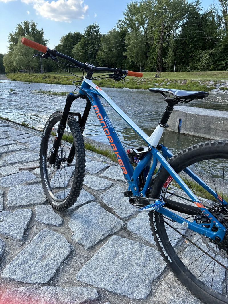 Mondraker foxy r