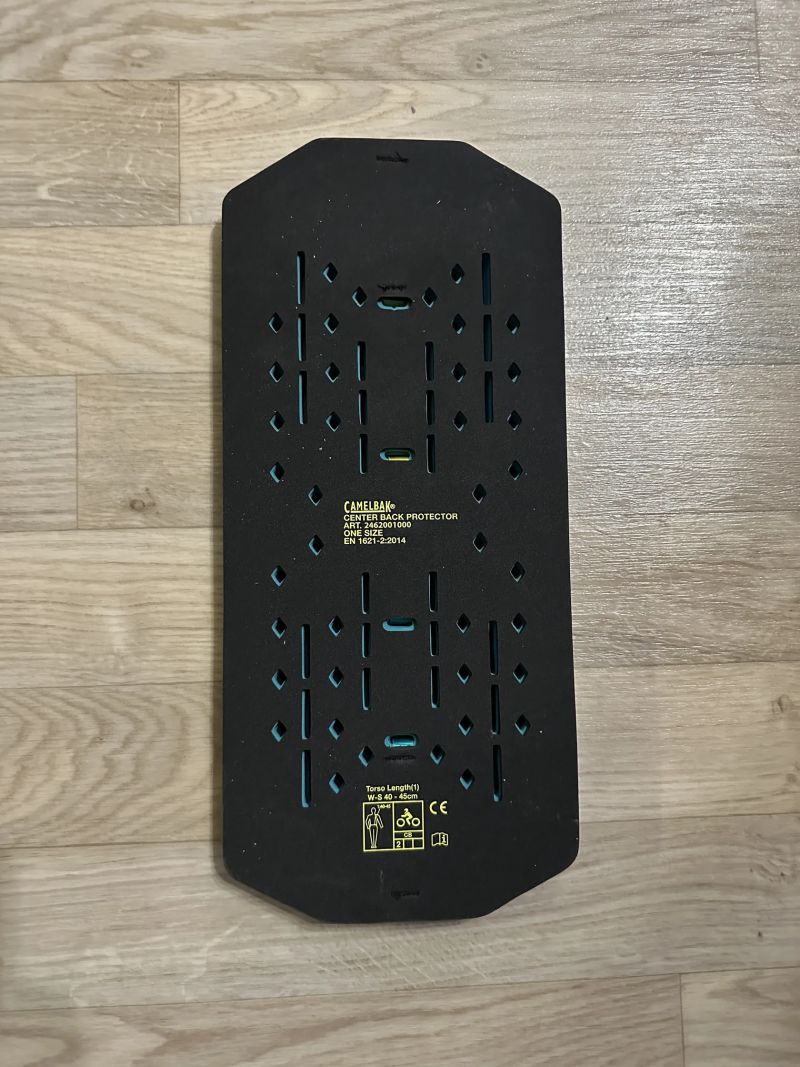Nový nevyužitý páteřák Camelbak