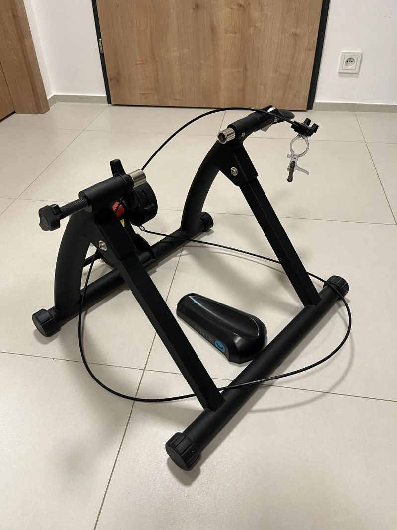 Trenažér BTWIN INRIDE 100