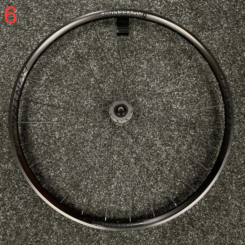 Výprodej nových předních kol Bontrager 29”