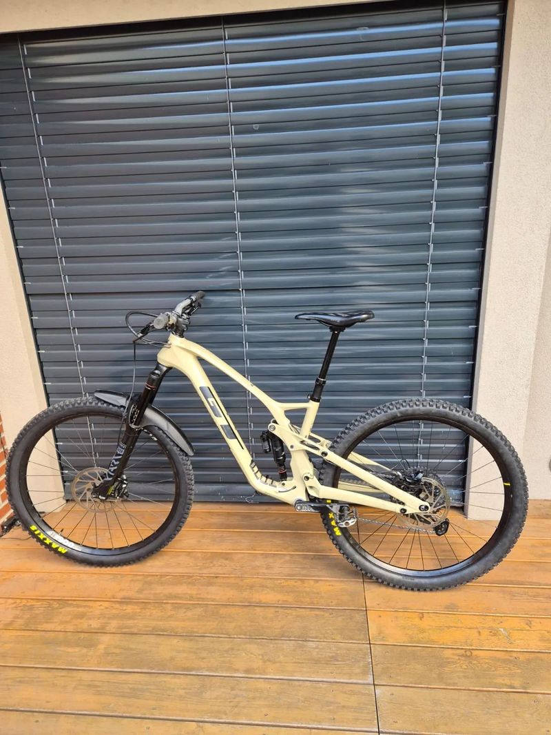  GT FORCE Carbon Elite 29" M