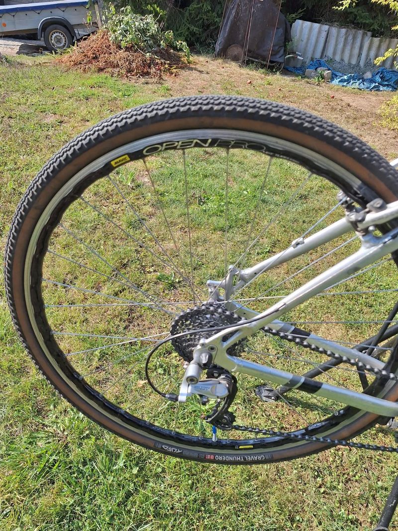 Gravel kolo Trek
