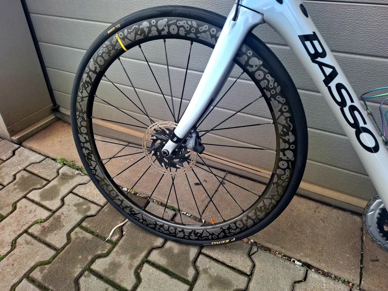 Basso Diamante na Sram Force, Mavic SLR limited, komba a wattak