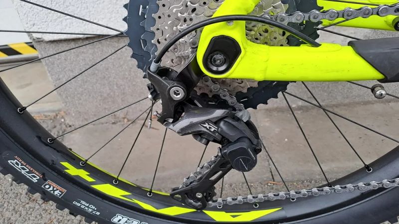 Prodám elektrokolo Giant Fathom E+1 Pro model 2019 
