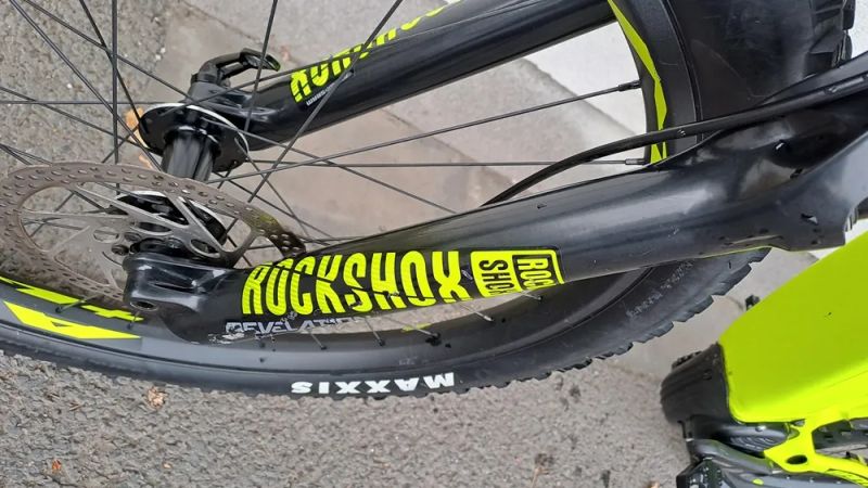 Prodám elektrokolo Giant Fathom E+1 Pro model 2019 