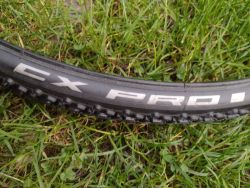 Schwalbe CX Pro Performance plášť drát 30-622