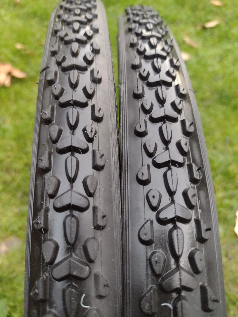 Schwalbe CX Pro Performance plášť drát 30-622