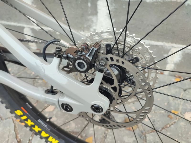 Radon Slide Trail - custom build 2025 velikost S