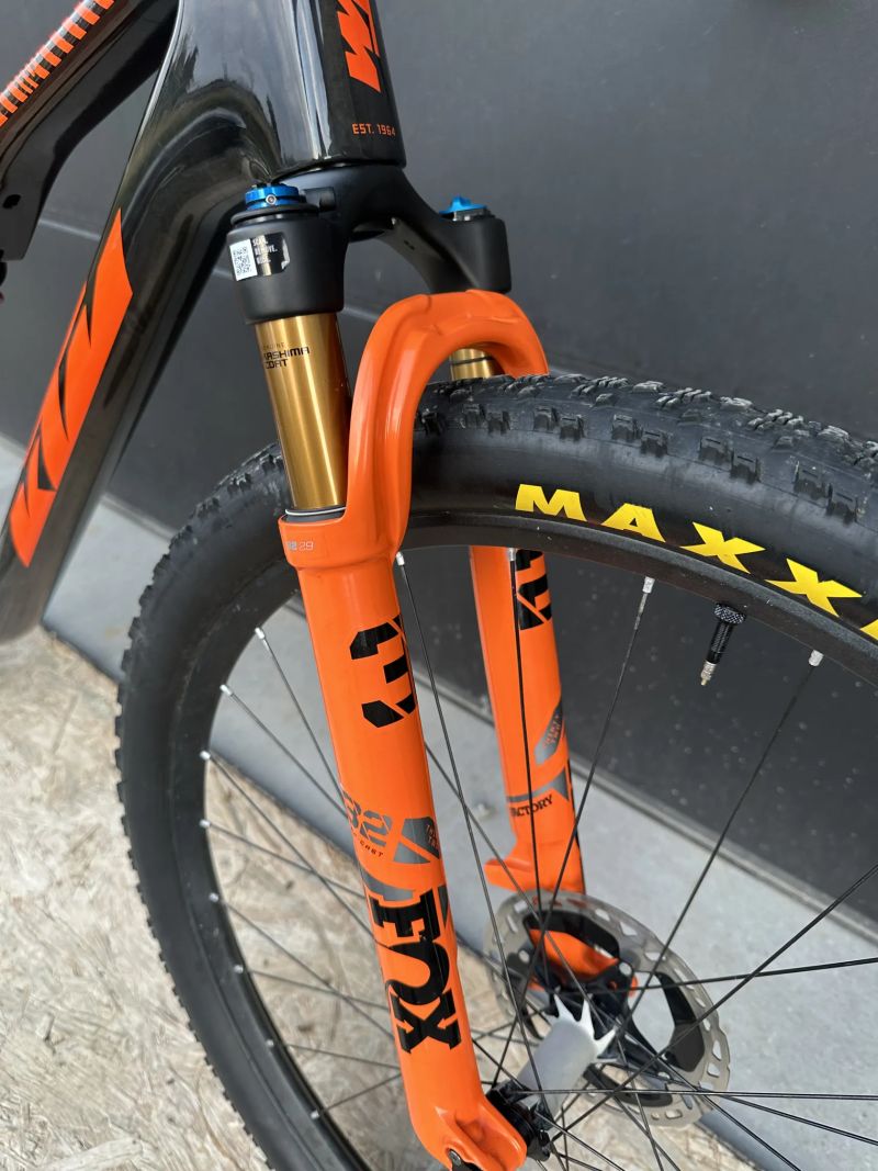 Rámová sada KTM Scarp Exonic vel.XL + kola