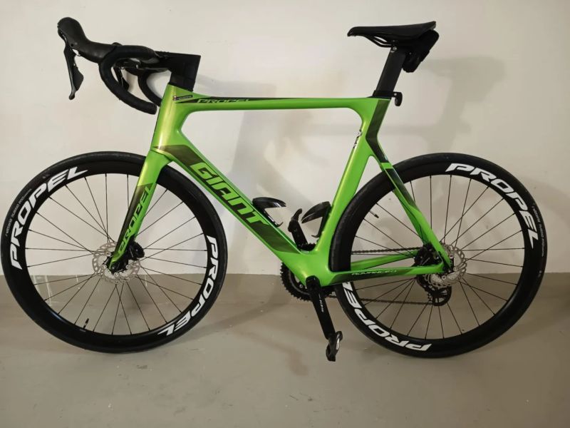 Giant Propel