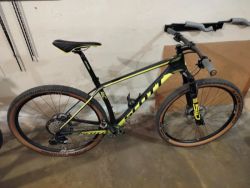Scott Scale RC World Cup HMX carbon vel. L