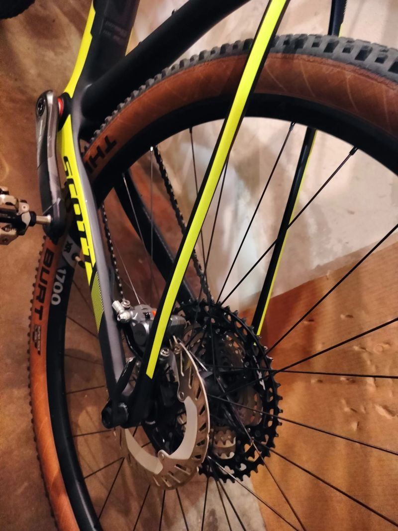 Scott Scale RC World Cup HMX carbon vel. L