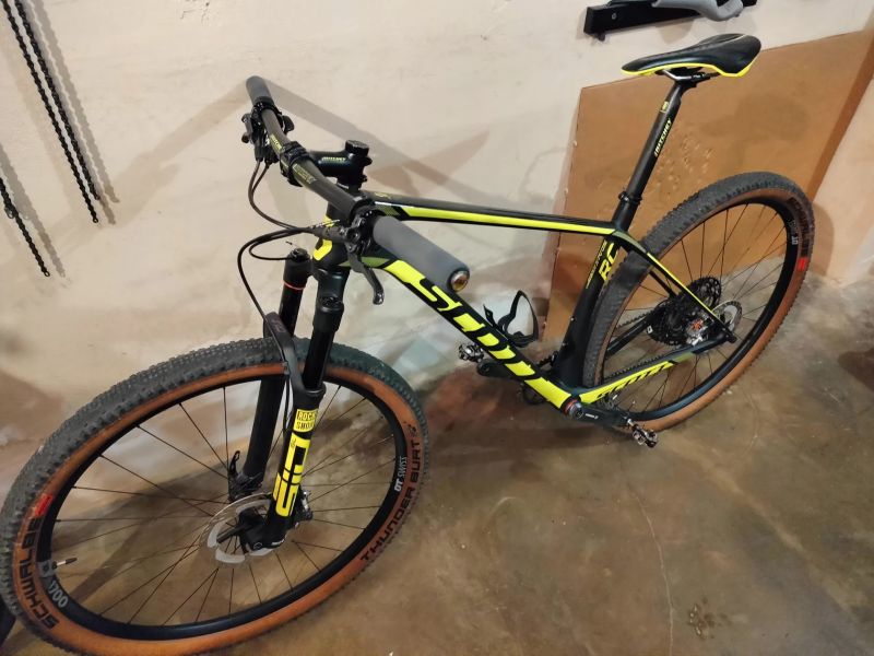 Scott Scale RC World Cup HMX carbon vel. L