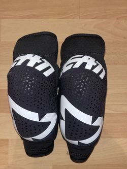 Leatt 3DF 5.0 Knee Guard Junior