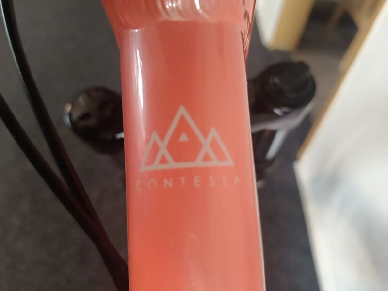 Scott Contessa 24