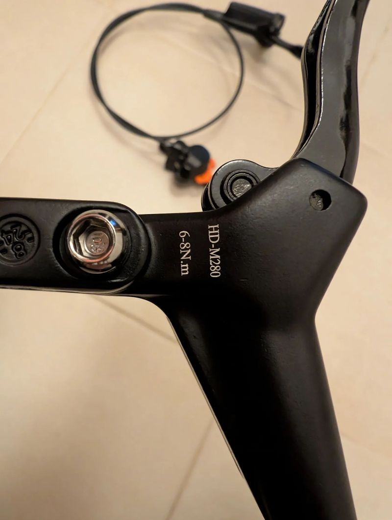 Prodám přední a zadní brzdu Tektro HD-M280
