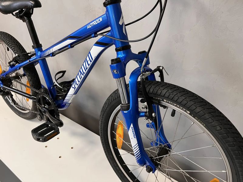 Specialized Hotrock 20" blue