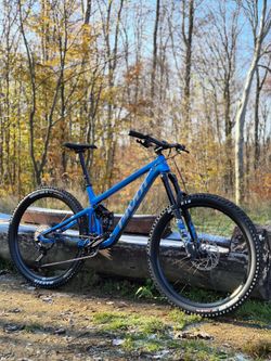 Pivot Switchblade L