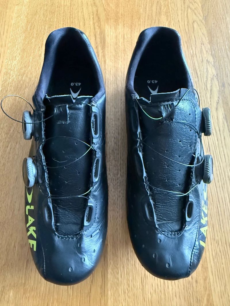 Prodám karbonové tretry MTB Lake MX332 SuperCross (klokaní kůže), velikost 43