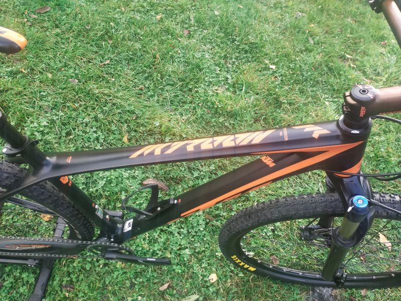 KARBONOVÉ HORSKÉ KTM .,. SUPER STAV .,.JAKO NOVÉ