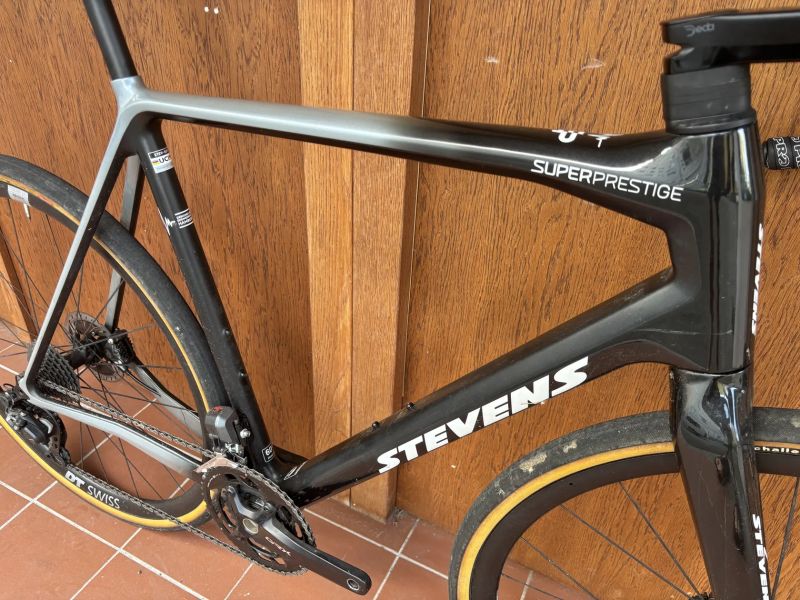STEVENS SUPERPRESTIGE NEW DISC - SHIMANO GRX di2 2x11 - DT SWISS - vel. 60 cm