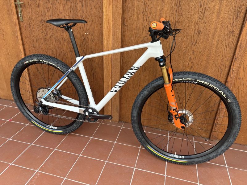 CANYON EXCEED CFR - SHIMANO XT 1 x 12 - VEL. M (46 cm) - NOVĚ POSTAVENO