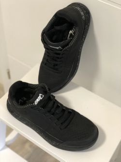 Boty LEATT MTB 2.0 Flat shoe Black