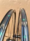 Kola gravel-road DT SWISS R 500, NOVATEC 791+792 CL Disc Tubeless - 1780 g