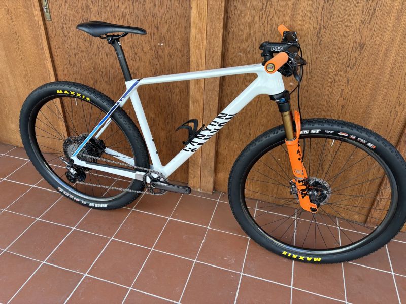 CANYON EXCEED CFR - SHIMANO XTR 1 x 12 - VEL. L (49 cm) - testovací model - VÝPRODEJ