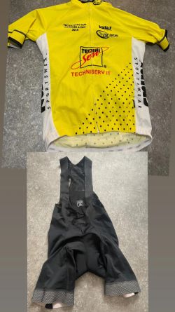 Dres a kraťasy S