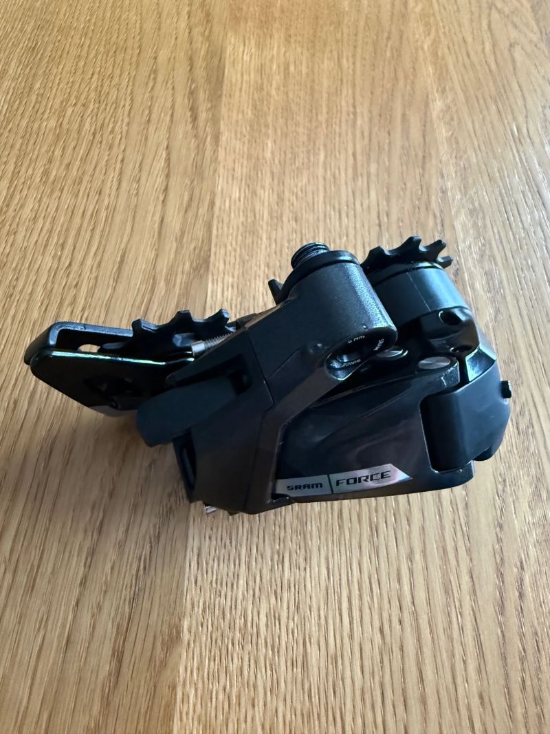 Přehazovačka NOVÁ - Sram Force AXS D2 - pro 1x12 nebo 2x12, max.36z, bez baterie