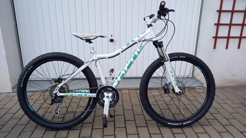 Dámské / Dívčí horské kolo Focus Donna 3,0, Vel. S, kola 26"