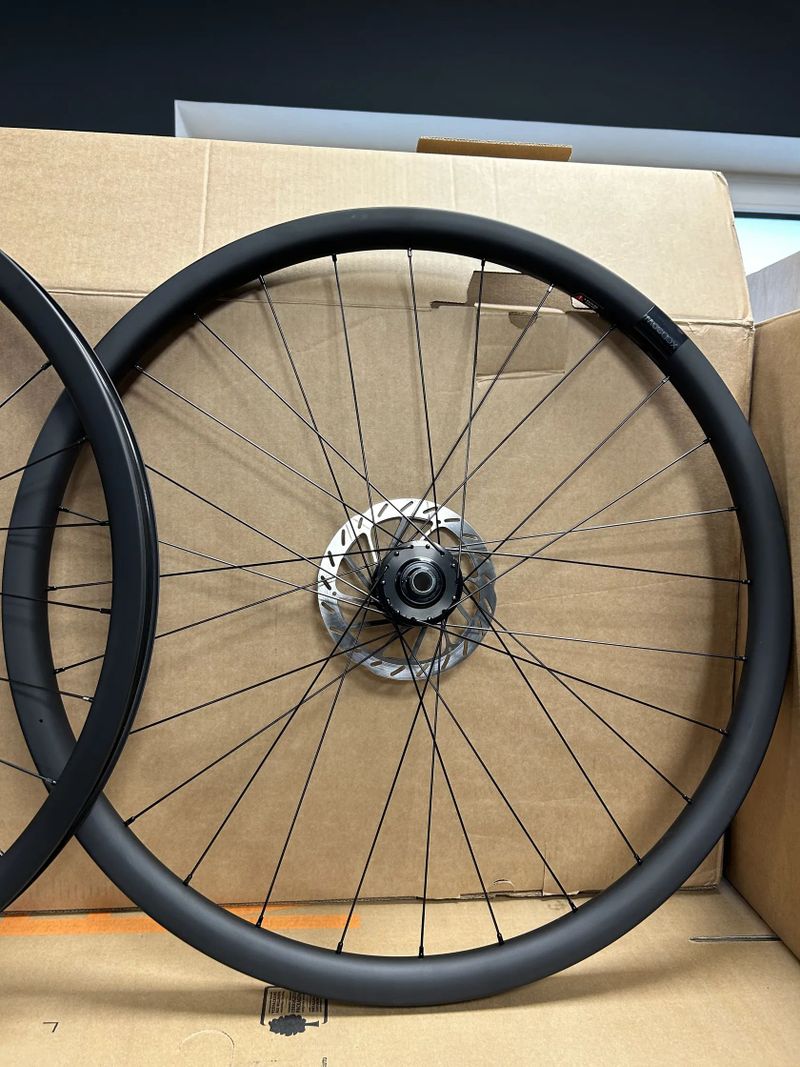Karbonová kola BMC XCD-30W