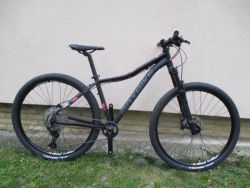 Nové dámské 29" kolo Maxbike 509D 17", vzduchová vidlice RST Aerial, Deore 1x11, pevná osa