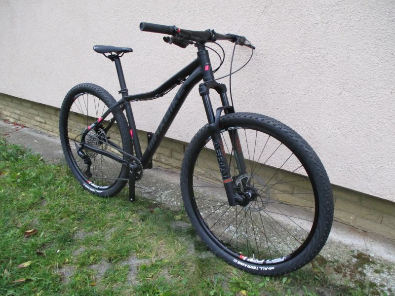 Nové dámské 29" kolo Maxbike 509D 17", vzduchová vidlice RST Aerial, Deore 1x11, pevná osa