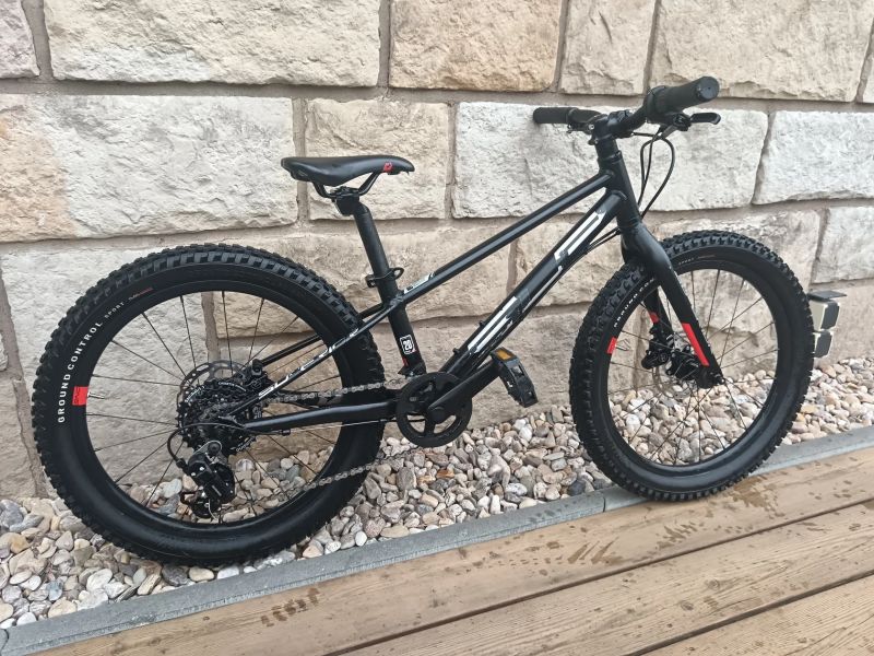Superior Team 20"