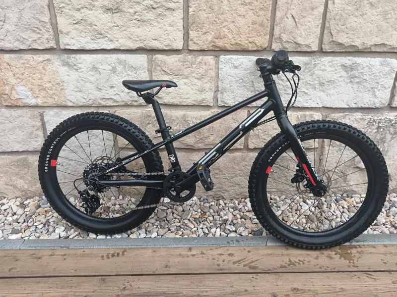 Superior Team 20"