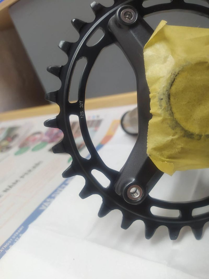 Shimano pětistovky kliky + střed