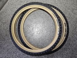 Vee Tire Crown Gem 20x2.25" (2ks)