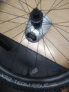 Zadní Bontrager Kovee Comp Shimano MS + pneu Bontrager XR2 2.2"