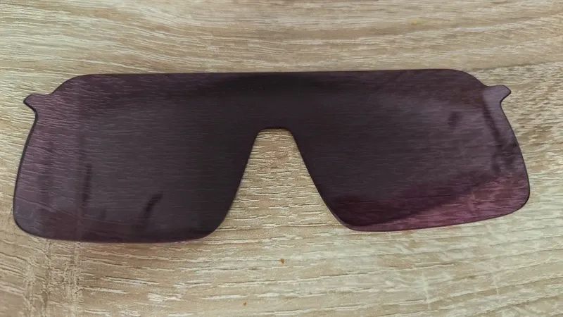 Oakley Sutro Lite zorník 